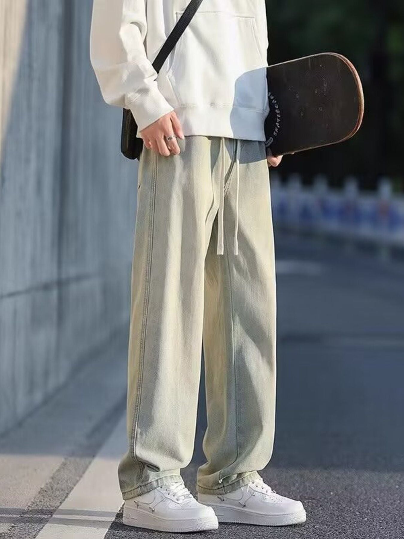 a3b33e86-3025-4e04-a8b6-6e206acd21a2-Max